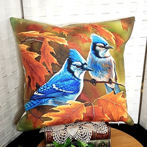 👉*BEAUTIFUL DANBURY MILLETTE WILD WINGS INDOOR/ OUTDOOR PILLOW ~BLUEBIRDS/ FALL - Picture 4 of 4